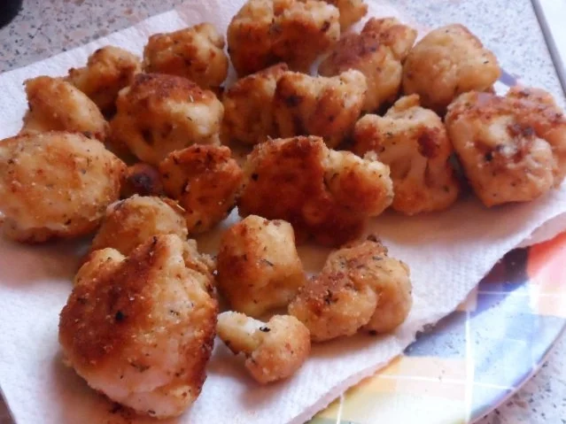 Rezept: Gemüse: Knusprig gebratener Blumenkohl & dazu ein fruchtig-pikanter Paprika-Dip Bild Nr. 9 Gemüse: Knusprig gebratener Blumenkohl & dazu ein fruchtig-pikanter Paprika-Dip - Rezept - Bild Nr. 9