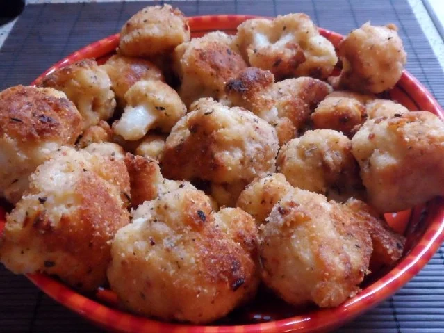 Rezept: Gemüse: Knusprig gebratener Blumenkohl & dazu ein fruchtig-pikanter Paprika-Dip Bild Nr. 10 Gemüse: Knusprig gebratener Blumenkohl & dazu ein fruchtig-pikanter Paprika-Dip - Rezept - Bild Nr. 10