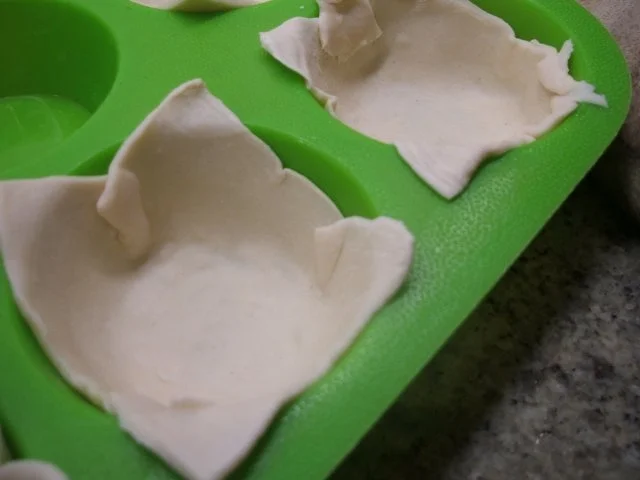 Pikantes Backen: Blätterteigmuffins mit Fleischfüllung - Rezept - Bild Nr. 8