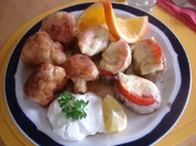 Rezept: Schweinefilets-Medaillons mit gebackenem Blumenkohl und Tatarsauce *) Schweinefilets-Medaillons mit gebackenem Blumenkohl und Tatarsauce *) - Rezept