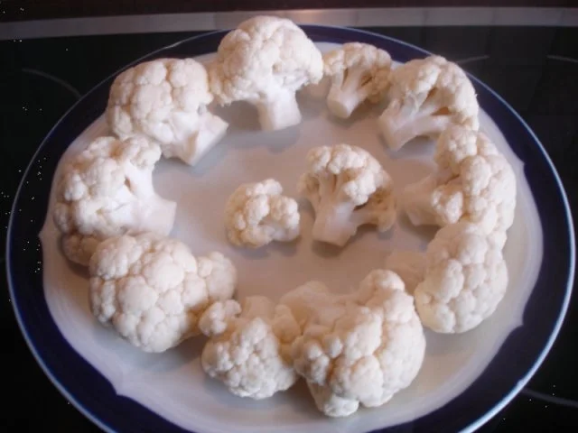 Schweinefilets-Medaillons mit gebackenem Blumenkohl und Tatarsauce *) - Rezept - Bild Nr. 11