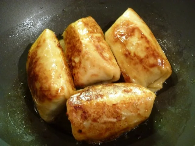 Veggi-Kohlrouladen in Kräuter-Sahnesauce - Rezept - Bild Nr. 3