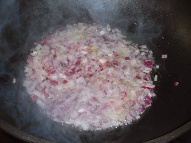 Rote-Bete Knödel mit Meerrettich-Sahne-Sauce - Rezept - Bild Nr. 4