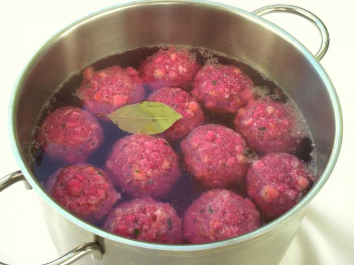 Rote-Bete Knödel mit Meerrettich-Sahne-Sauce - Rezept - Bild Nr. 10