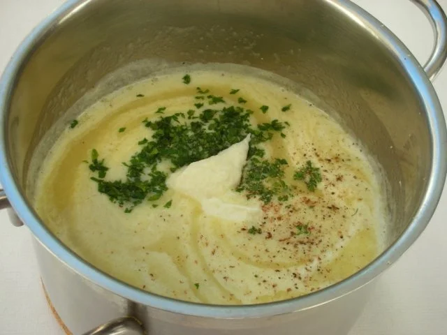 Rote-Bete Knödel mit Meerrettich-Sahne-Sauce - Rezept - Bild Nr. 14