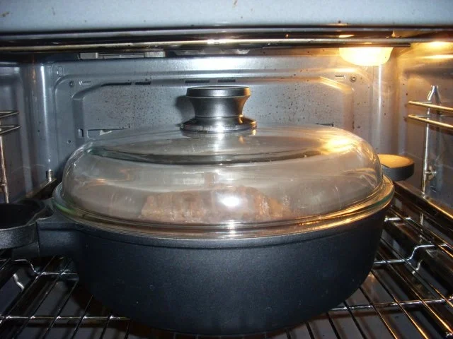 Rinderschmorbraten NT in Preiselbeer-Rotweinsoße und Petersilien-Butterkartöffelchen - Rezept - Bild Nr. 12