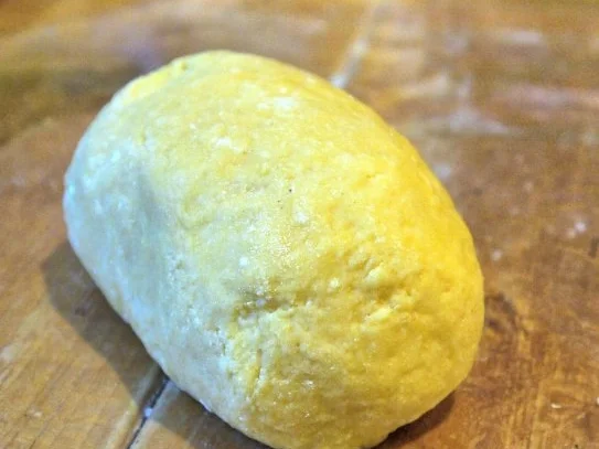 Tagliatelle mit einer Sauce aus Tomaten, Schinkenspeck und Chili - Rezept - Bild Nr. 3