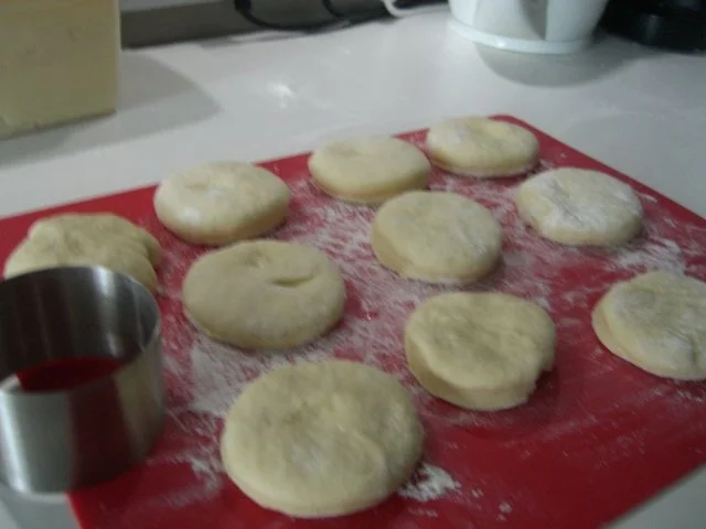 Ausgezogene Küchle - Rezept - Bild Nr. 4