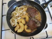 Leber gebraten mit Zwiebel- und Apfelscheiben - Rezept - Bild Nr. 157