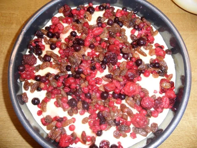 Apfel-Puddingkuchen mit Beeren - Rezept - Bild Nr. 5