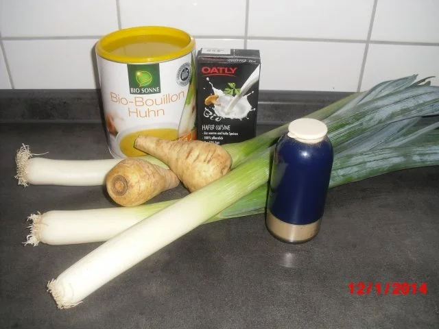 Lauchsuppe mit Pastinakenwürfeln - Rezept - Bild Nr. 2