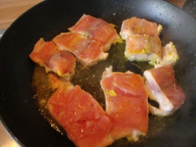 Lachs in Limetten-Schnittlauchsahnesosse mit Orangen-Ingwermöhrengemüse - Rezept - Bild Nr. 6