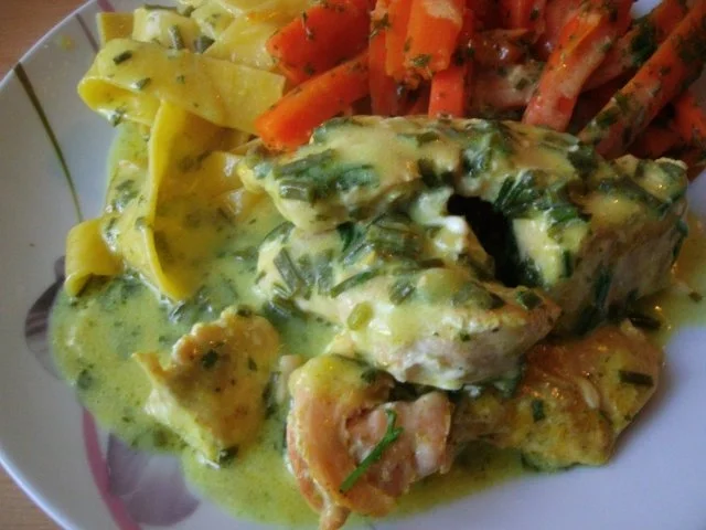 Lachs in Limetten-Schnittlauchsahnesosse mit Orangen-Ingwermöhrengemüse - Rezept - Bild Nr. 11