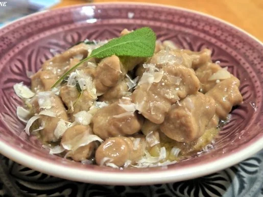 Kastanien-Gnocchi mit Salbei-Butter-Sauce - Rezept - Bild Nr. 18