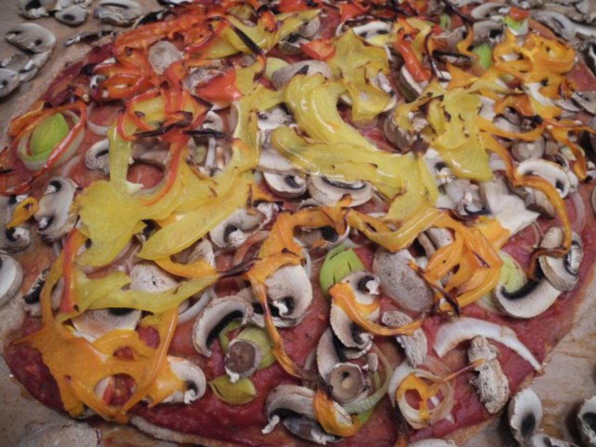 Vegan : Eine Gemüsepizza - Rezept - Bild Nr. 4