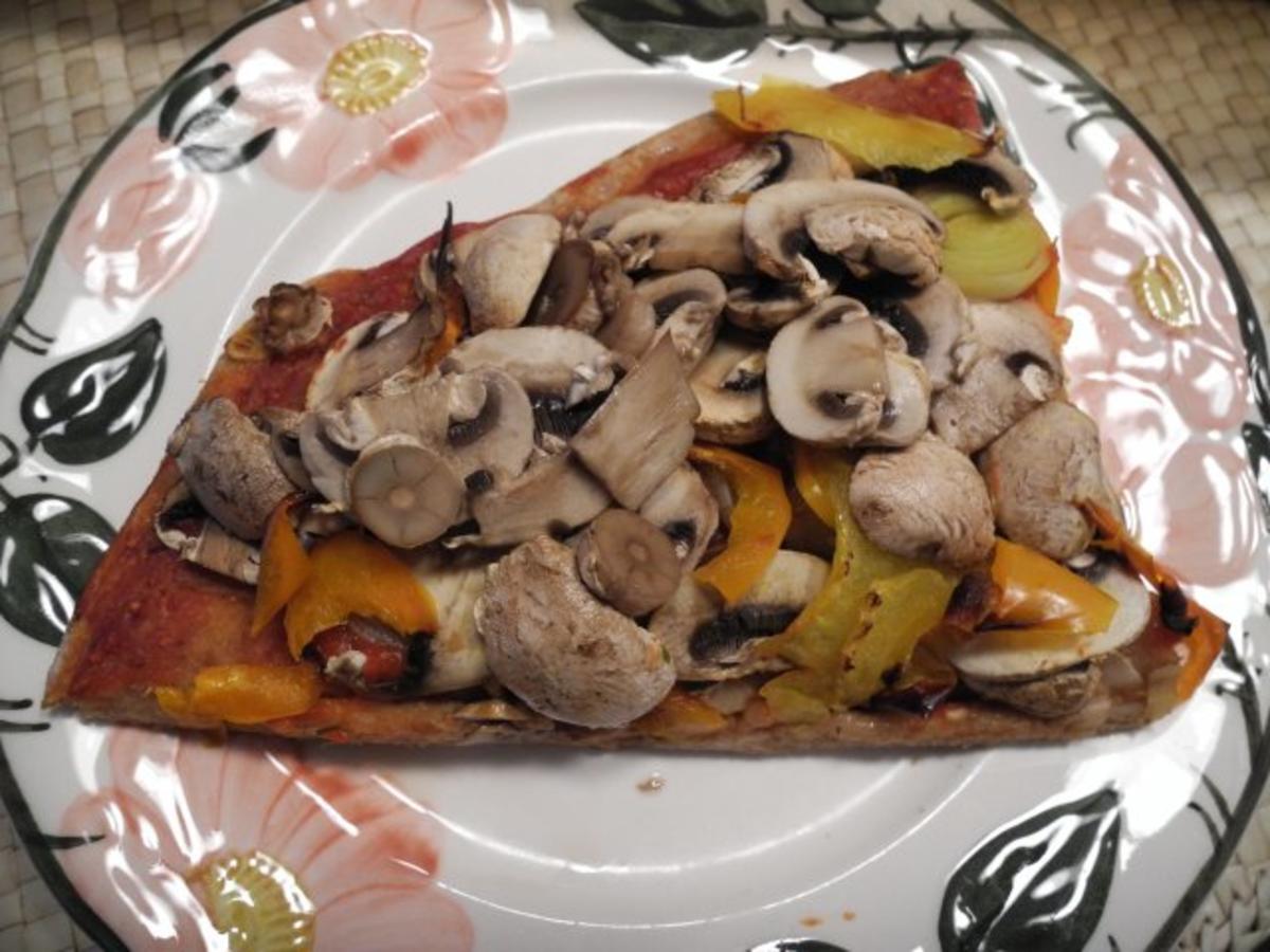 Vegan : Eine Gemüsepizza - Rezept - Bild Nr. 2