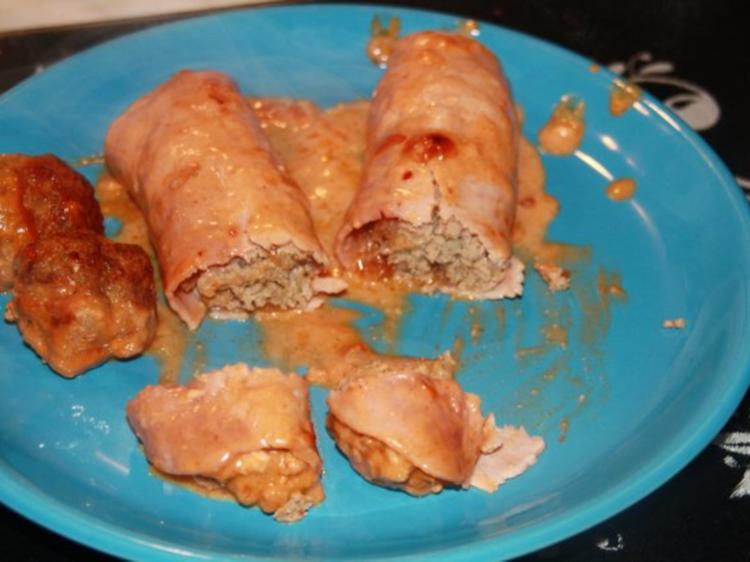 Schinkenröllchen mit Hackfleisch in Chili Sahne Soße - einfach - von ... Schinkenröllchen mit Hackfleisch in Chili Sahne Soße - einfach - von ...