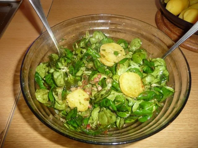 Rezept: Vogerlsalat mit Kartoffeln Bild Nr. 4 Vogerlsalat mit Kartoffeln - Rezept - Bild Nr. 4