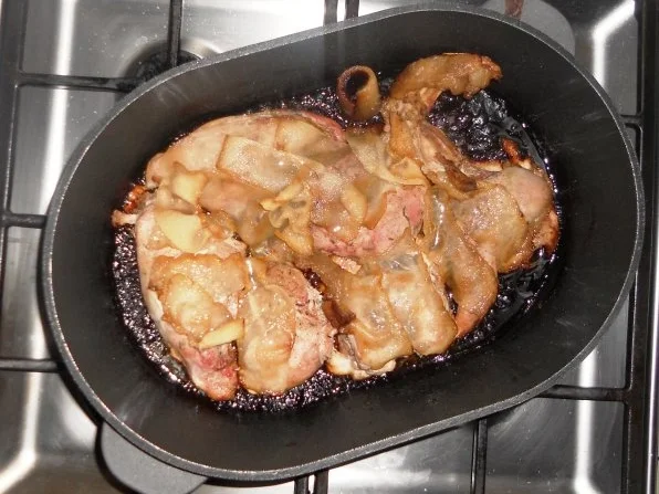 Rezept: "Oma - Friede`s" - Kaninchenbraten in Sahnesauce (Rzpt. um 1936) Bild Nr. 12 "Oma - Friede`s" - Kaninchenbraten in Sahnesauce (Rzpt. um 1936) - Rezept - Bild Nr. 12