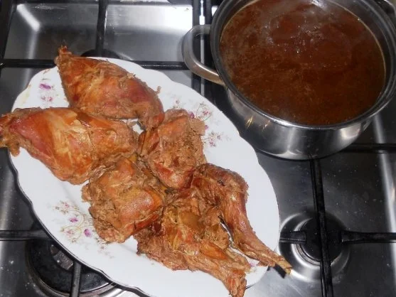 Rezept: "Oma - Friede`s" - Kaninchenbraten in Sahnesauce (Rzpt. um 1936) Bild Nr. 19 "Oma - Friede`s" - Kaninchenbraten in Sahnesauce (Rzpt. um 1936) - Rezept - Bild Nr. 19