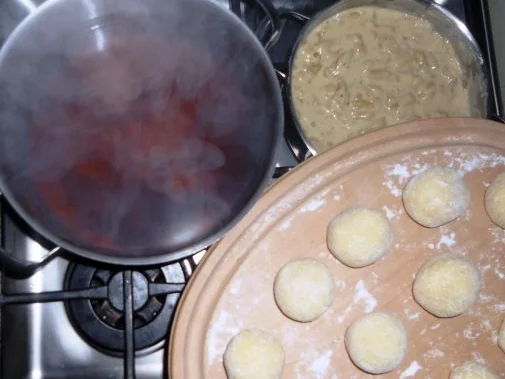 Rezept: "Oma - Friede`s" - Kaninchenbraten in Sahnesauce (Rzpt. um 1936) Bild Nr. 43 "Oma - Friede`s" - Kaninchenbraten in Sahnesauce (Rzpt. um 1936) - Rezept - Bild Nr. 43