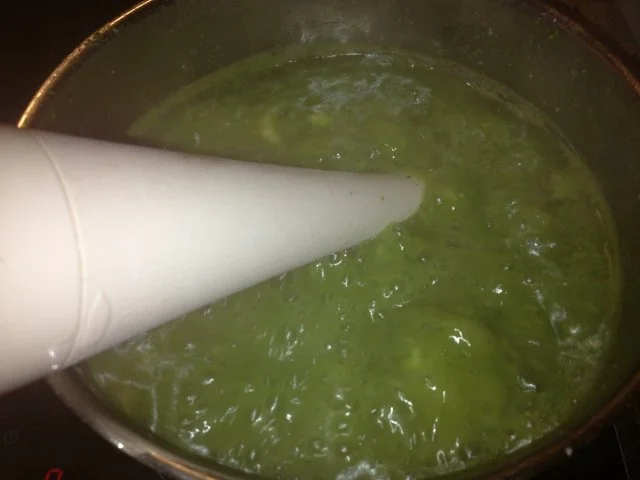 Rezept: Broccolirahmsuppe Bild Nr. 4 Broccolirahmsuppe - Rezept - Bild Nr. 4