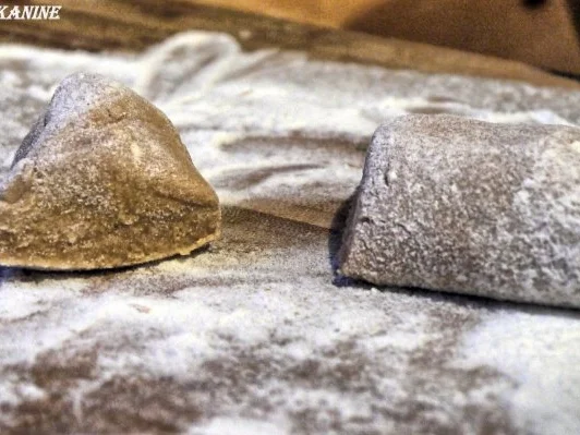 Salbei-Rahmgeflügelleber, Kastanien-Schupfnudeln, Rosenkohl - Rezept - Bild Nr. 2