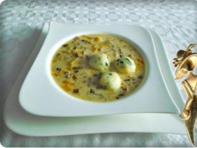 ※ Käse-Lauch-Hack Suppe mit Ricotta-Petersilie Klößchen ※ - Rezept