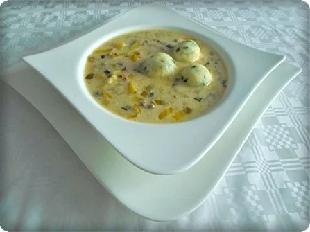 Rezept: ※ Käse-Lauch-Hack Suppe mit Ricotta-Petersilie Klößchen ※ Bild Nr. 2 ※ Käse-Lauch-Hack Suppe mit Ricotta-Petersilie Klößchen ※ - Rezept - Bild Nr. 2