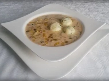 Rezept: ※ Käse-Lauch-Hack Suppe mit Ricotta-Petersilie Klößchen ※ Bild Nr. 24 ※ Käse-Lauch-Hack Suppe mit Ricotta-Petersilie Klößchen ※ - Rezept - Bild Nr. 24