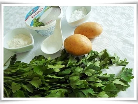Rezept: Ricotta-Petersilie Klößchen = als vielseitige Beilage Bild Nr. 3 Ricotta-Petersilie Klößchen = als vielseitige Beilage - Rezept - Bild Nr. 3