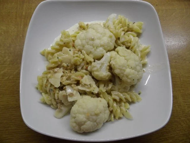 Rezept: Nudeln mit Blumenkohl und Walnuss-Sauce Nudeln mit Blumenkohl und Walnuss-Sauce - Rezept