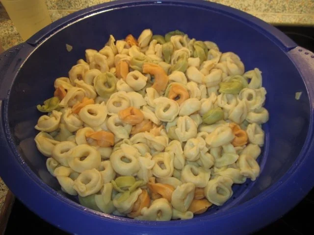 Rezept: Bunter Tortellini-Auflauf Bild Nr. 2 Bunter Tortellini-Auflauf - Rezept - Bild Nr. 2