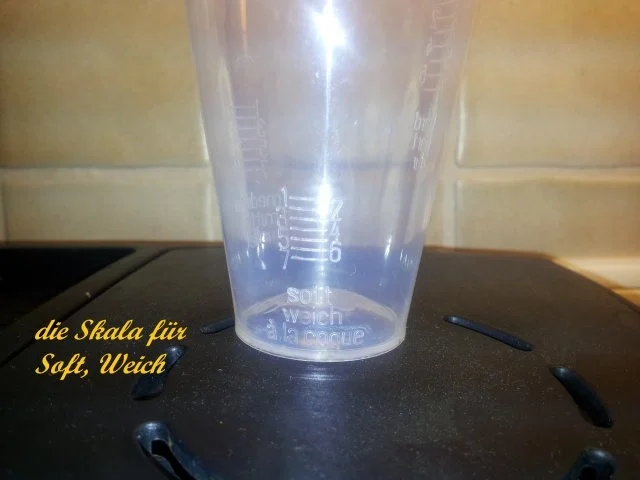 Rezept: Sahnemeerrttich auf Volkorntoast mit Mittelweichem Ei Bild Nr. 4 Sahnemeerrttich auf Volkorntoast mit Mittelweichem Ei - Rezept - Bild Nr. 4