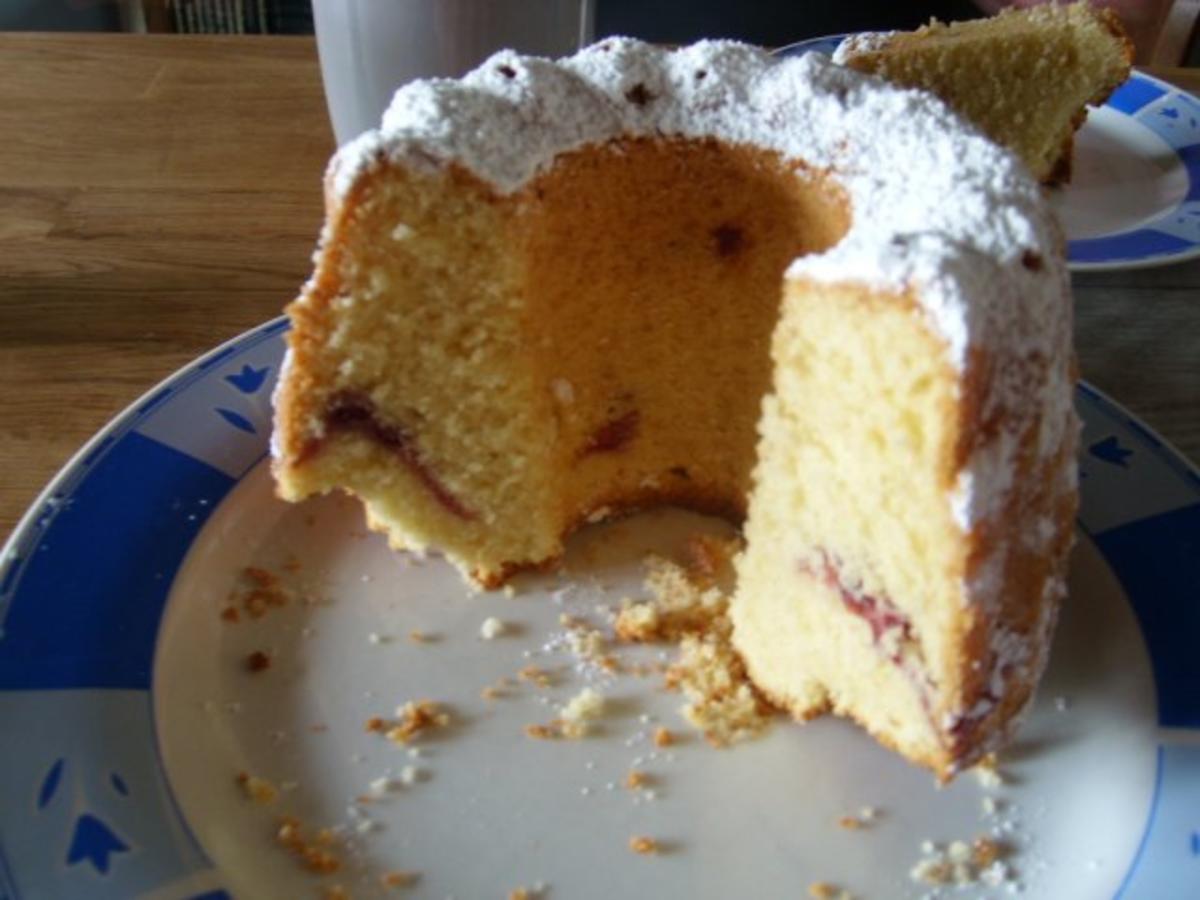 Kuchen/Torten...MINI Gugelhupf mit Preiselbeeren - Rezept - Bild Nr. 2