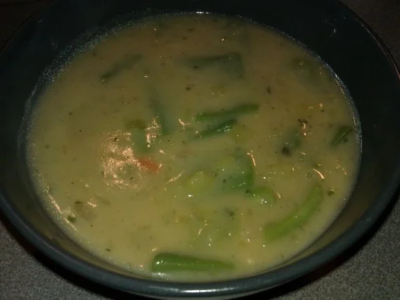 Buttermilchsuppe mit Kartoffeln und breiten Bohnen - Rezept - Bild Nr. 3