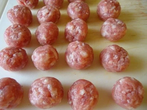 Rezept: Selleriesuppe mit Bräteinlage Bild Nr. 6 Selleriesuppe mit Bräteinlage - Rezept - Bild Nr. 6