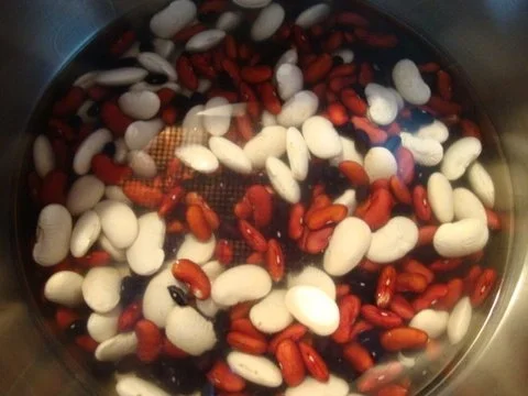 Bohnensymphonie mit Pepp - Rezept - Bild Nr. 3