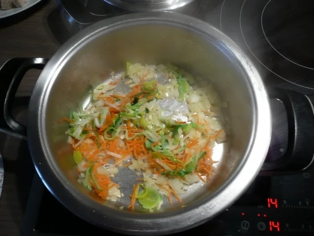 Rezept: Dirk's Brotsuppe Bild Nr. 4 Dirk's Brotsuppe - Rezept - Bild Nr. 4