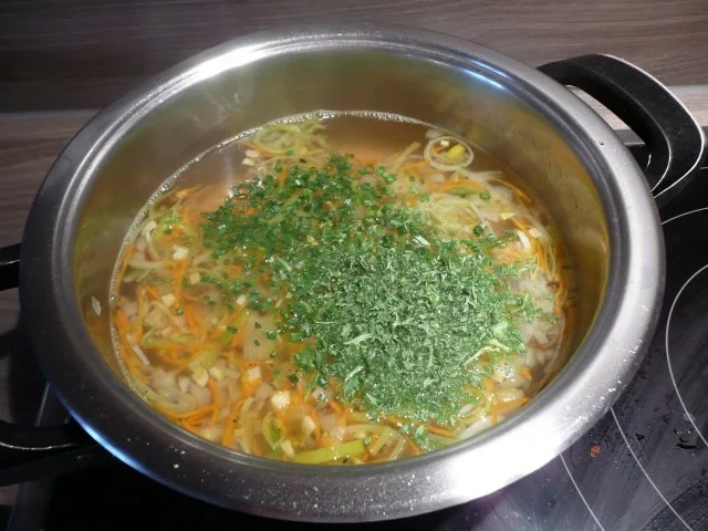 Rezept: Dirk's Brotsuppe Bild Nr. 8 Dirk's Brotsuppe - Rezept - Bild Nr. 8