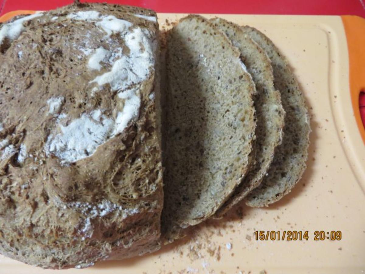 Brot:Dinkelbrot mit Körnern - Rezept - Bild Nr. 4