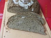 Brot:Dinkelbrot mit Körnern - Rezept
