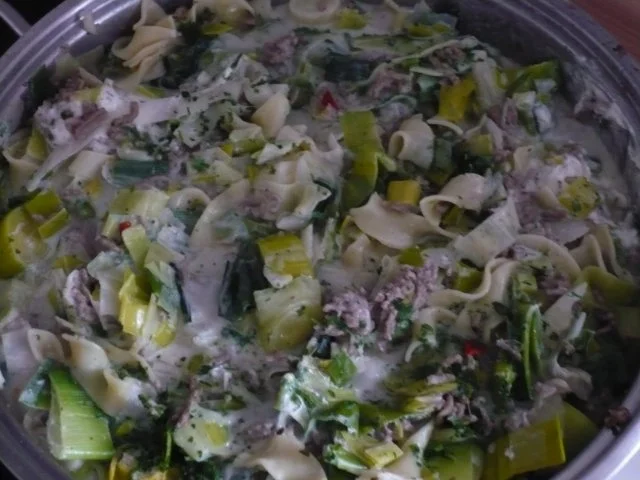 Rezept: Porree-Nudel-Pfanne Bild Nr. 6 Porree-Nudel-Pfanne - Rezept - Bild Nr. 6