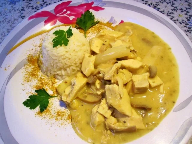 Rezept: Ragout vom Maishuhn mit Spargel Ragout vom Maishuhn mit Spargel - Rezept