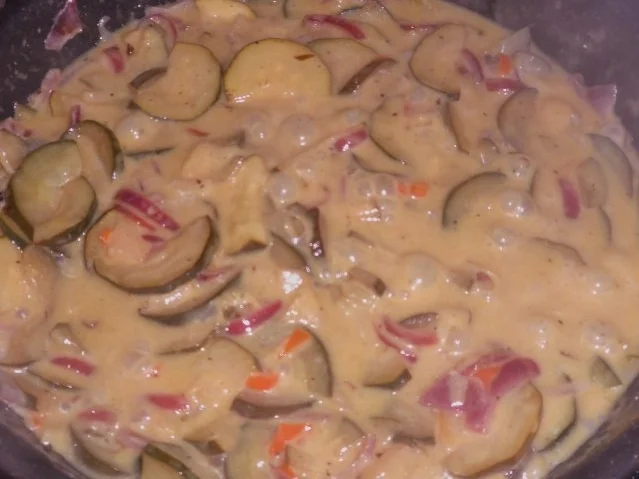 Beilagen: Süß-Saures Zucchini-Gurken-Gemüse - Rezept - Bild Nr. 6