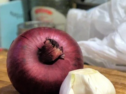 Bunter Quinoa mit Bouletten und Knoblauch-Limetten-Dip - Rezept - Bild Nr. 6