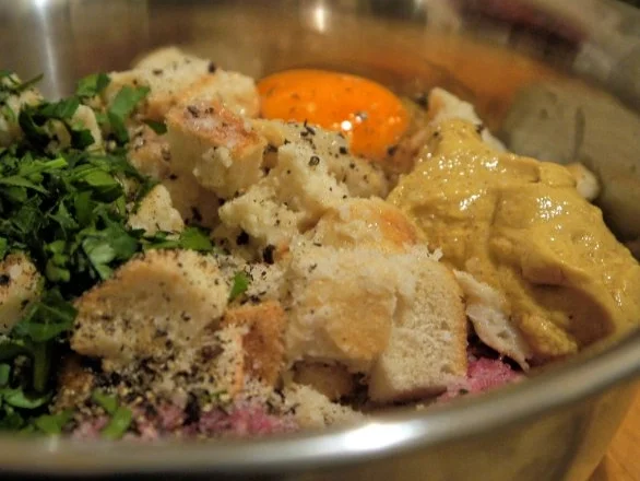 Bunter Quinoa mit Bouletten und Knoblauch-Limetten-Dip - Rezept - Bild Nr. 9