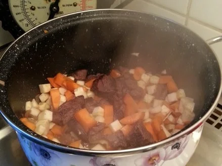 Hirschgulasch - Rezept - Bild Nr. 2