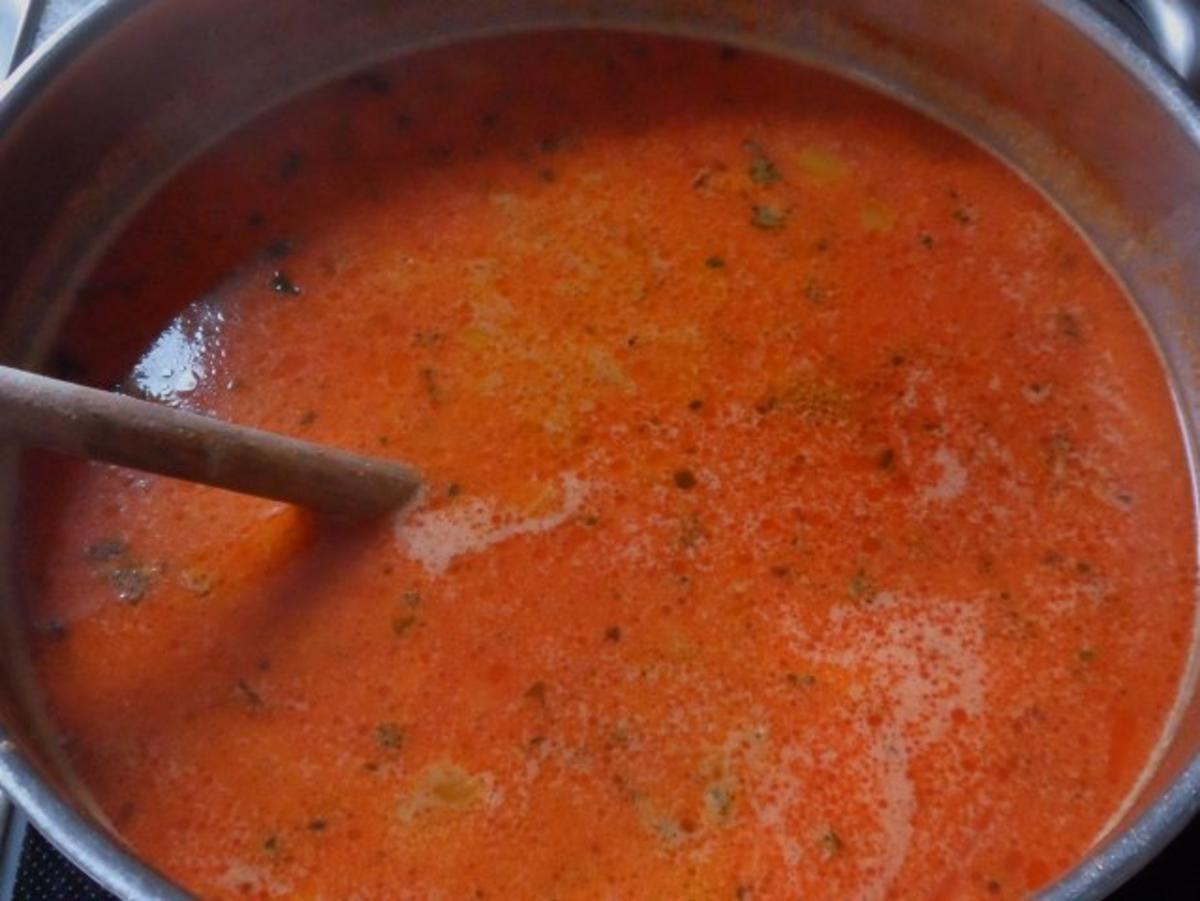 Suppen/Eintöpfe: Cremiger Hack-Tomaten-Käse-Topf mit Basilikum - Rezept - Bild Nr. 6