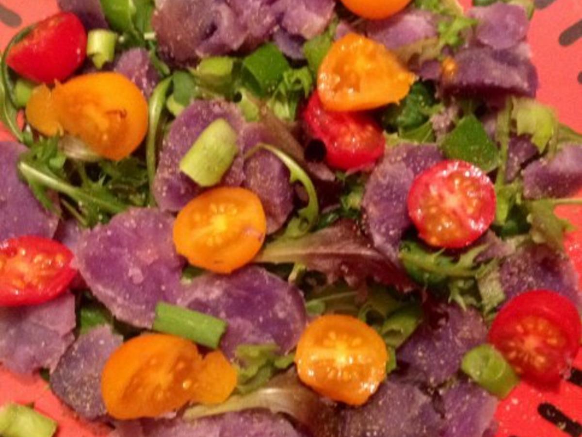 Blauer Kartoffelsalat - einfach - 62 kcal/100g